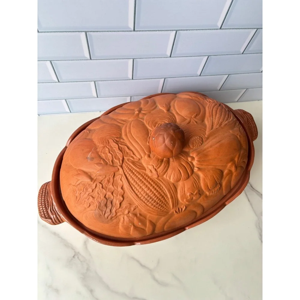 Vintage Terracotta Lidded Casserole Baker Vegetable Harvest Basketweave Oval‎